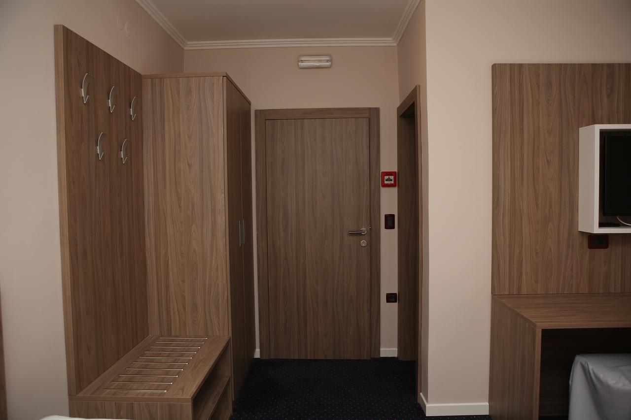 Ana Hotel 3*